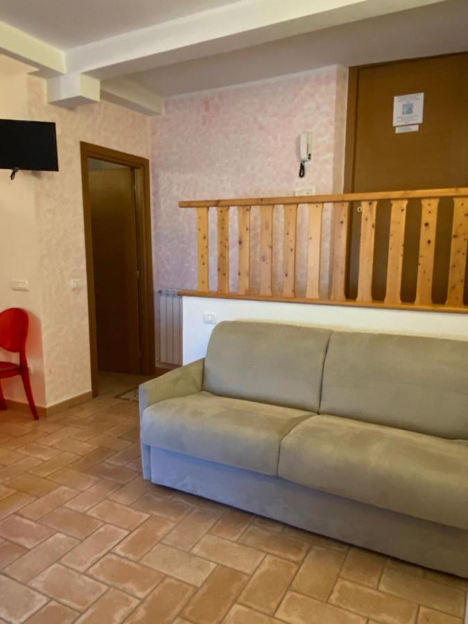 Mini Appartamenti Nonna Nella Barbarasco Eksteriør bilde